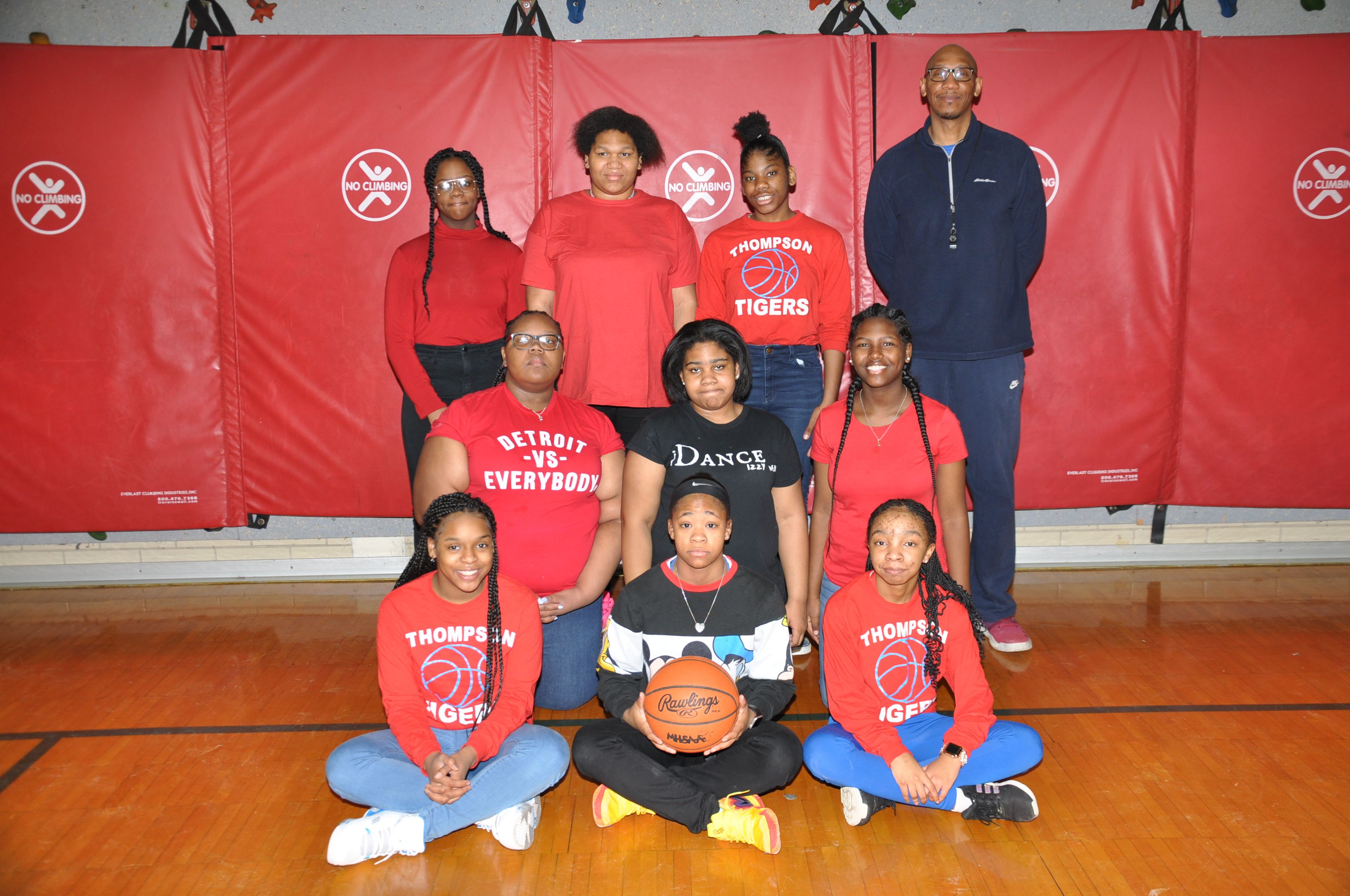 7-8 Grade Girl's Basketball Team
