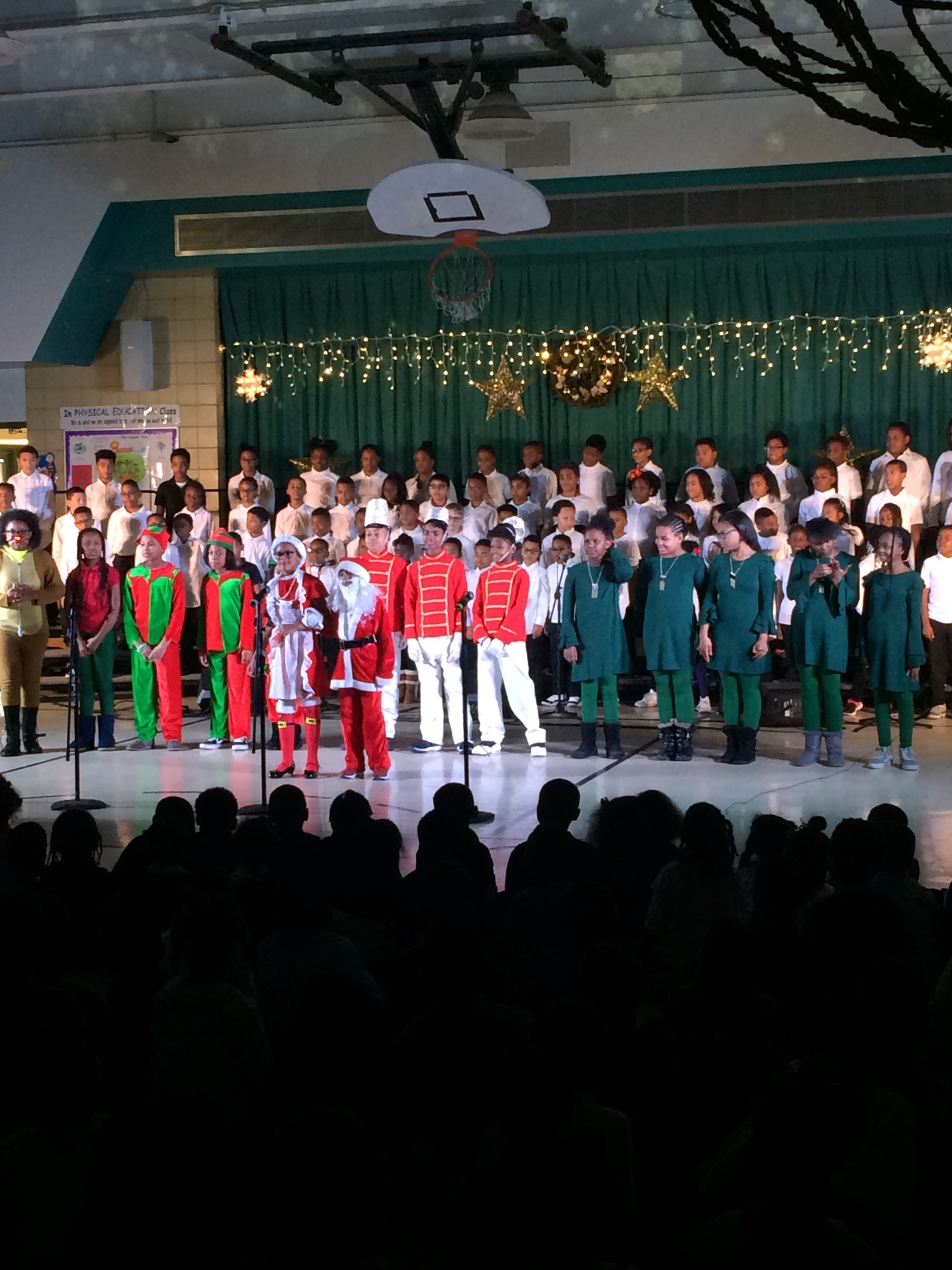 Students put on the musical, Santa Goes Green.